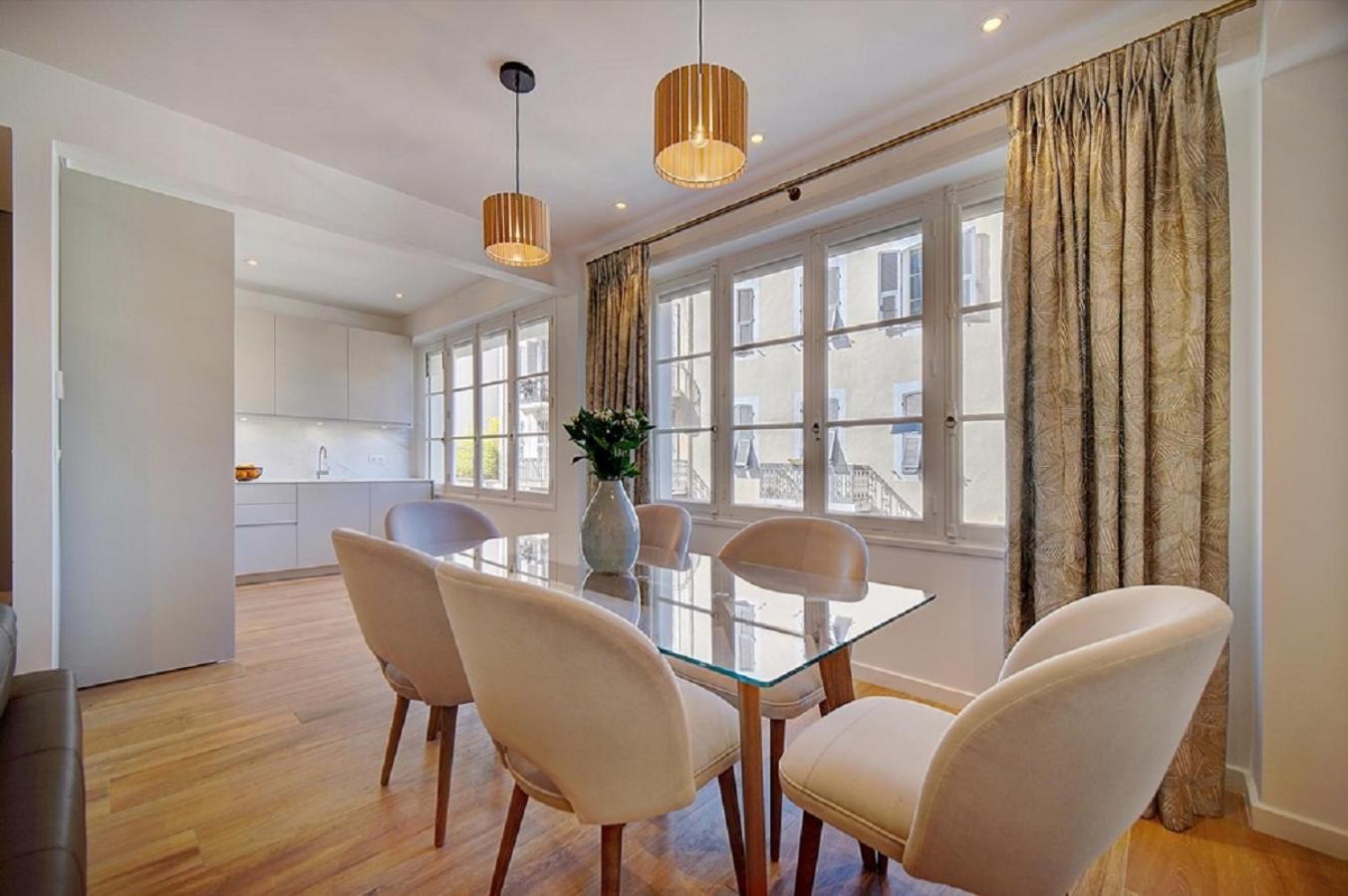 Magnifique 3 Pieces Renove Cannes Centre 'Banane' Avec Veranda ! A2B88 Esterno foto