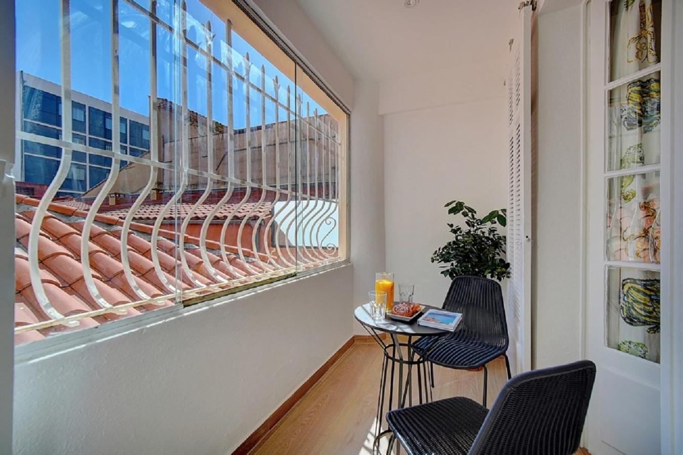 Magnifique 3 Pieces Renove Cannes Centre 'Banane' Avec Veranda ! A2B88 Esterno foto